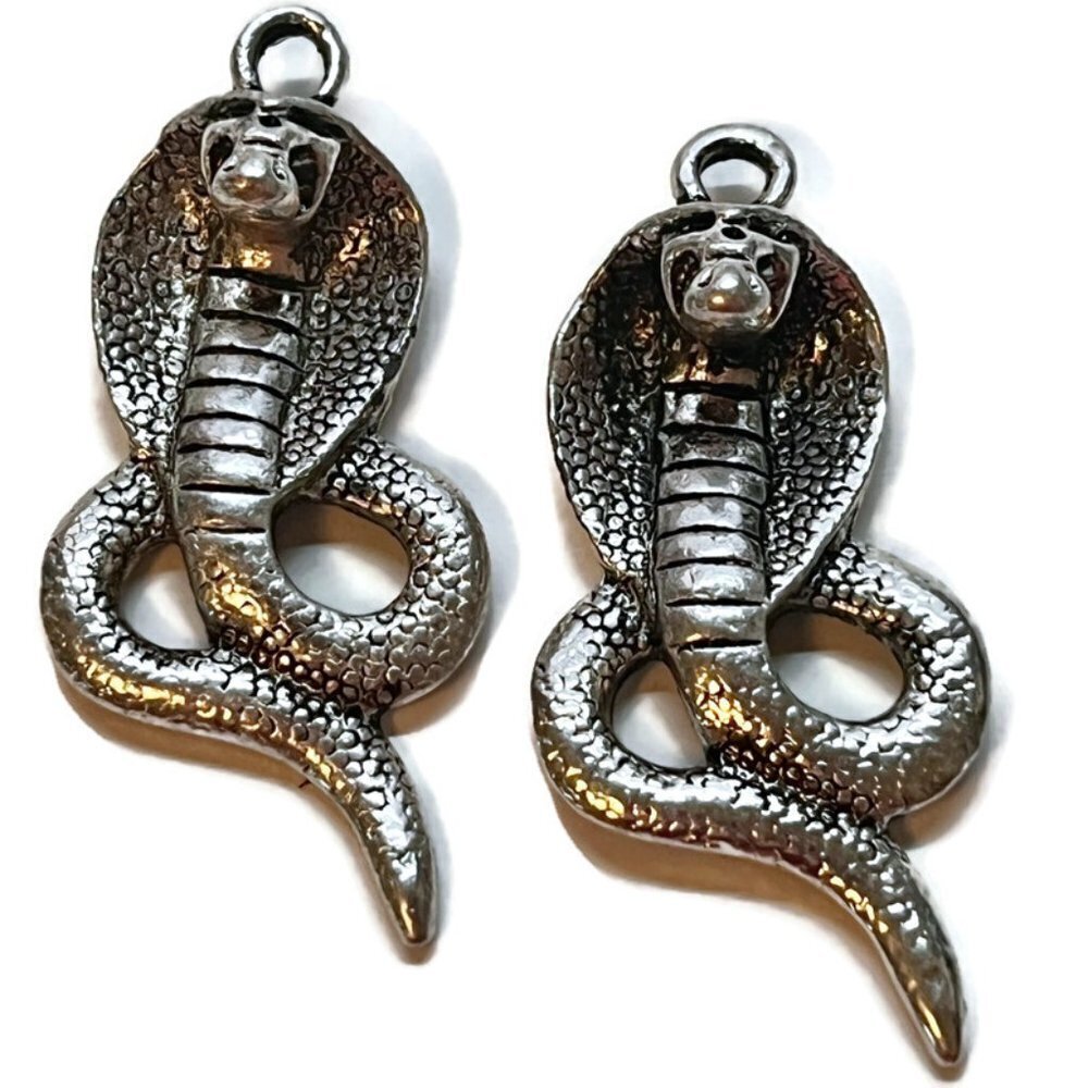 🔥$1 Clearance Antique Silver Cobra Snake Pendant DIY Necklace Craft Jewelry (2)